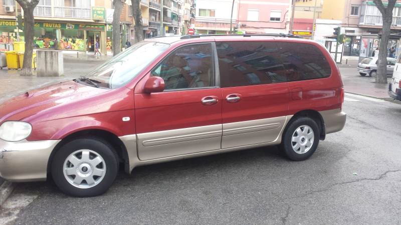 Kia carnival 2001